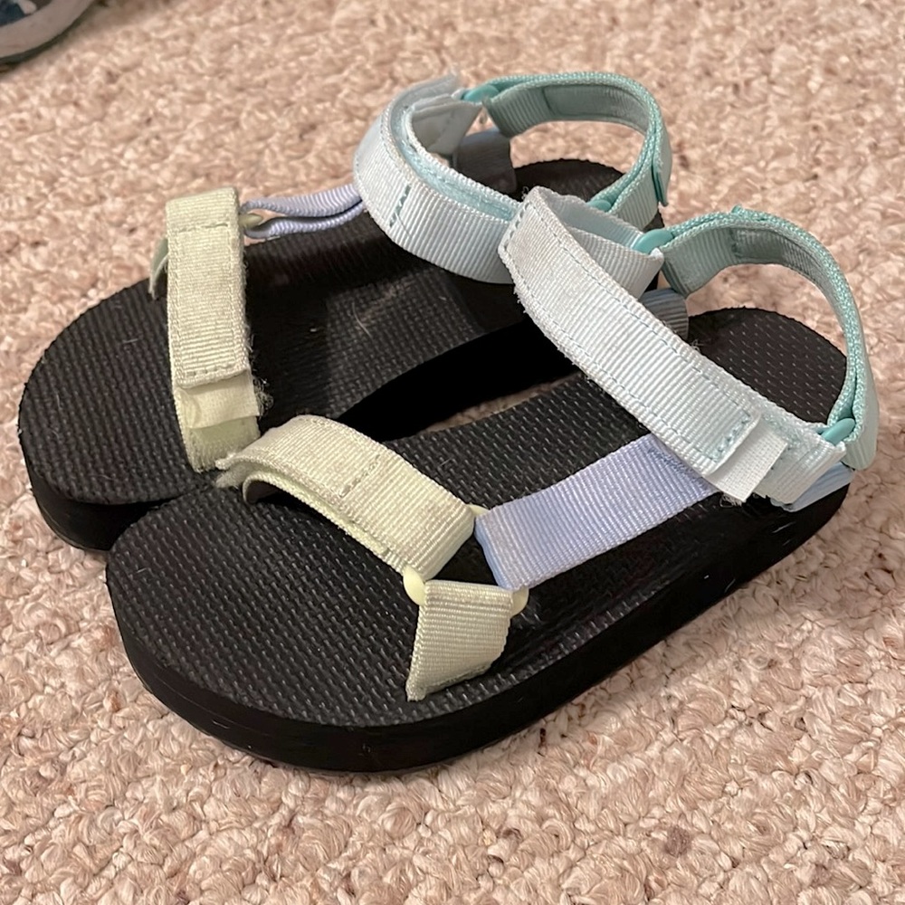 Girls Teva Platform Sandals